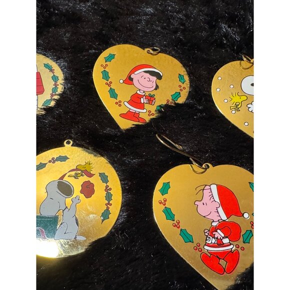 Vintage PEANUTS Christmas Ornament Brass1950 to 1965 Round Heart Shape - Picture 4 of 14